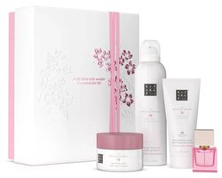 Rituals - Geschenkset voor Vrouwen - 4 Producten - Douchegel 200 ml - Body Scrub 125 gram - Bodycrème 100 ml - Eau de Parfum 15 ml - Giftset Vrouw - Cadeaudoos - Geschenkdoos - Doucheschuim - Douche - Badschuim - Douchefoam - Sakura - Shower Foam — cadeau in Verzorging