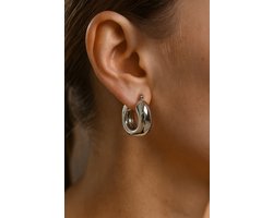 Lundholm Grote Oorbellen Dames – Premium Stainless Steel grote oorringen zilver – My Ovela Serie - Zilver kleurige Dikke Oorringen (3,4 × 3,2 cm) – Hol & Licht – Waterproof Jewellery & Hypoallergeen – Inclusief Luxe Geschenkverpakking — cadeau in Sieraden