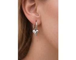 Lundholm Oorringen Dames Hartjes Zilver Kleurig – Premium Stainless Steel Jewellery Zilverkleurig – Hanger Oorbellen met Hartjes Hanger (2,8 × 1,6 cm) – Scandinavisch Design – My Saltrup Serie – Inclusief Luxe Geschenkverpakking — cadeau in Sieraden