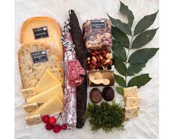 De Lange Hoeve Luxe Borrelbox - Borrelpakket Cadeau - Ambachtelijk Geschenkpakket voor Thuis - Kaaspakket — cadeau in Eten & Drinken