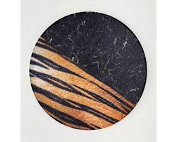 Maison Extravagante - Luxe onderzetters 'Stone Tiger' marmer look voor glazen en mokken - Set van 6 - Inclusief zwarte metalen houder - Keramische onderzetters - Anti-slip - Rond — cadeau in Wonen & Interieur