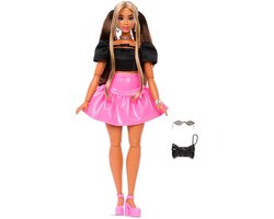 Barbie Deluxe Stijl Pop - Met roze vinyl Barbiecore-rok - Modepop — cadeau in Spellen & Speelgoed