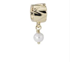 Pandora - Gold charm pearl - 750219P — cadeau in Sieraden