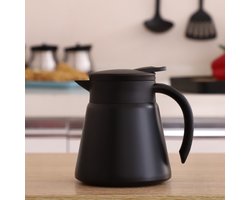Geïsoleerde koffiekan van roestvrij staal 680 ml - Dubbelwandige vacuümgeïsoleerde thermoskan voor het bewaren van warme en koude dranken, multifunctioneel voor koffie, thee, melk en dranken (zwart) — cadeau in Koken & Dineren