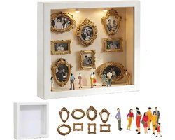 DIY Mini Figuur Museum Set - Fotolijst - Mini Fotolijstjes met LED-verlichting - Vintage Mini Fotolijstjes - Inclusief 8 Gouden Mini Fotolijstjes en 8 Kleine Ornamenten - Wit — cadeau in Hobby
