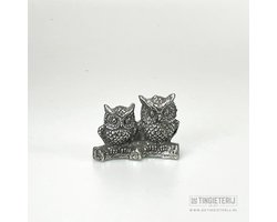 Tinnen Uiltjes op Tak Beeldje – Handgemaakt Miniatuur Dieren – Decoratief Uilenbeeld – Uniek Cadeau & Woondecoratie — cadeau in Wonen & Interieur